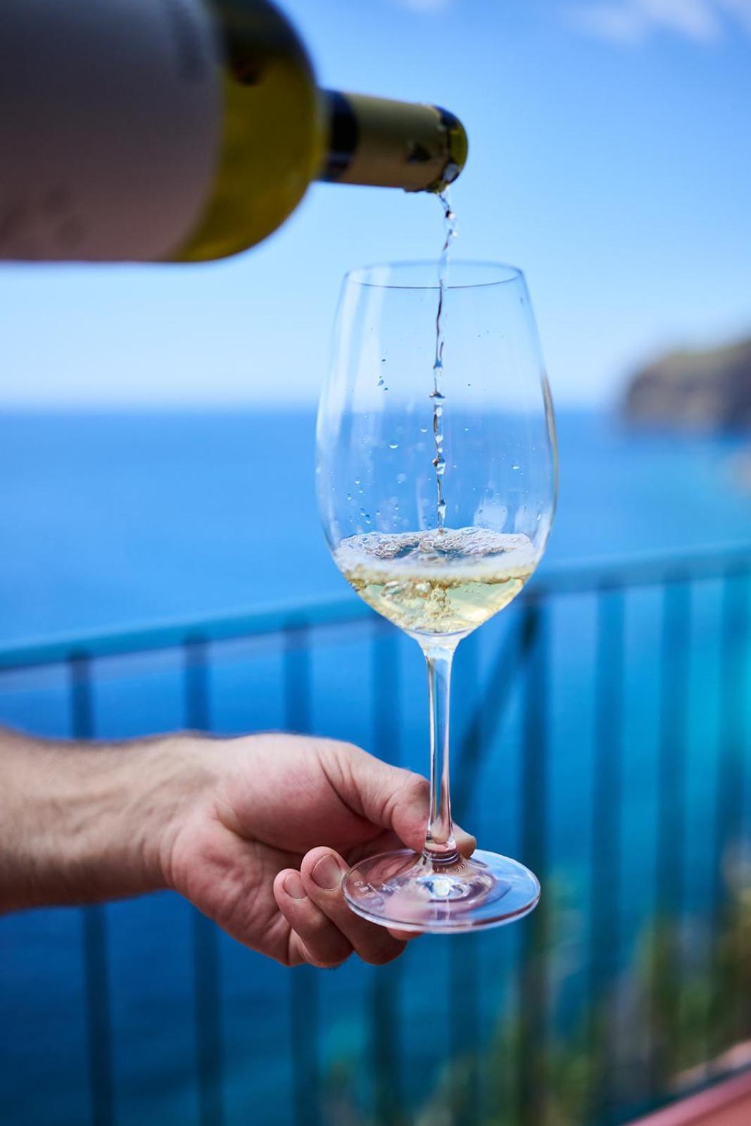 Inn & Art Madeira Canico  Exterior photo