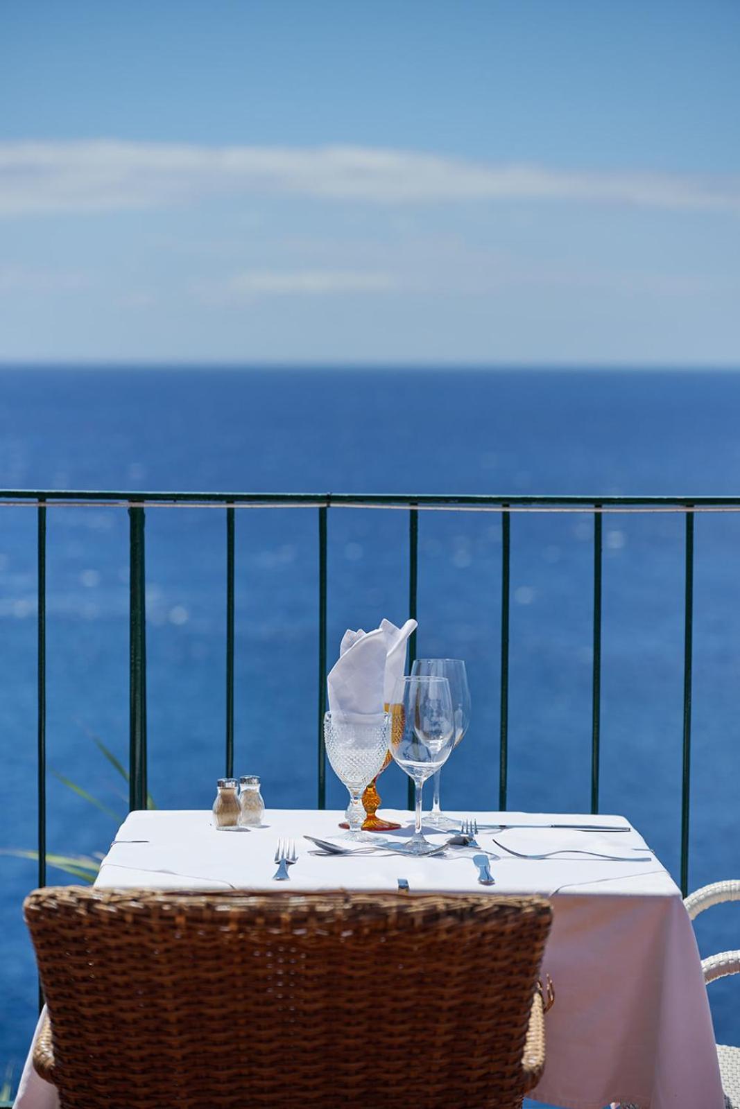 Inn & Art Madeira Canico  Exterior photo