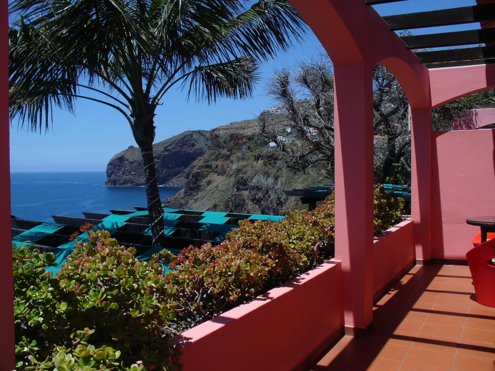Inn & Art Madeira Canico  Exterior photo