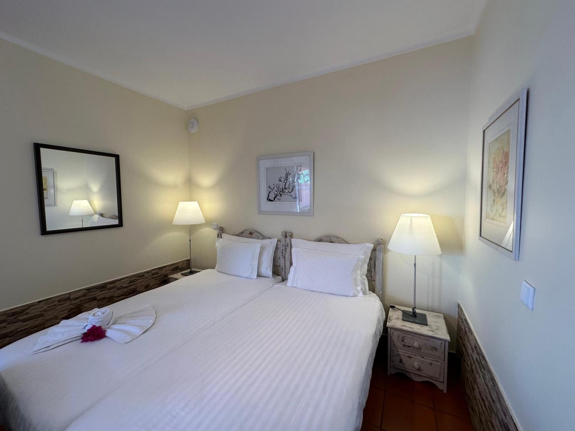 Inn & Art Madeira Canico  Exterior photo