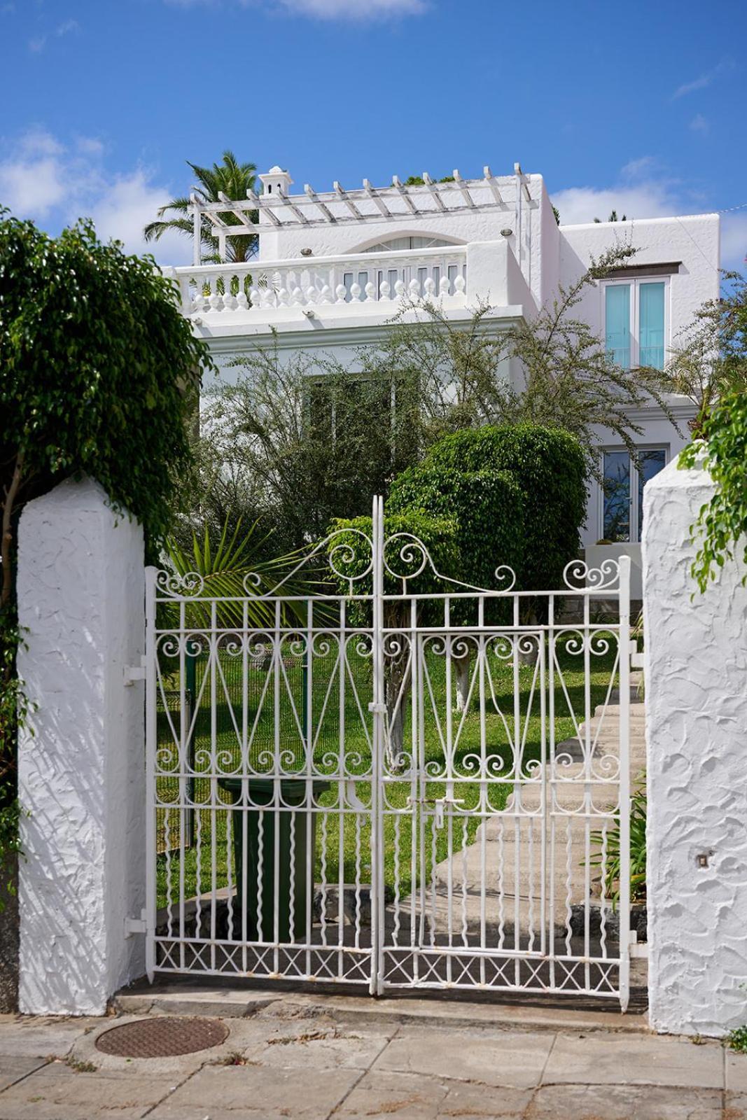 Inn & Art Madeira Canico  Exterior photo